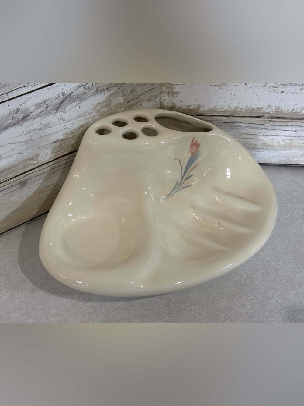 Ceramic bathroom organizer caddy 80s